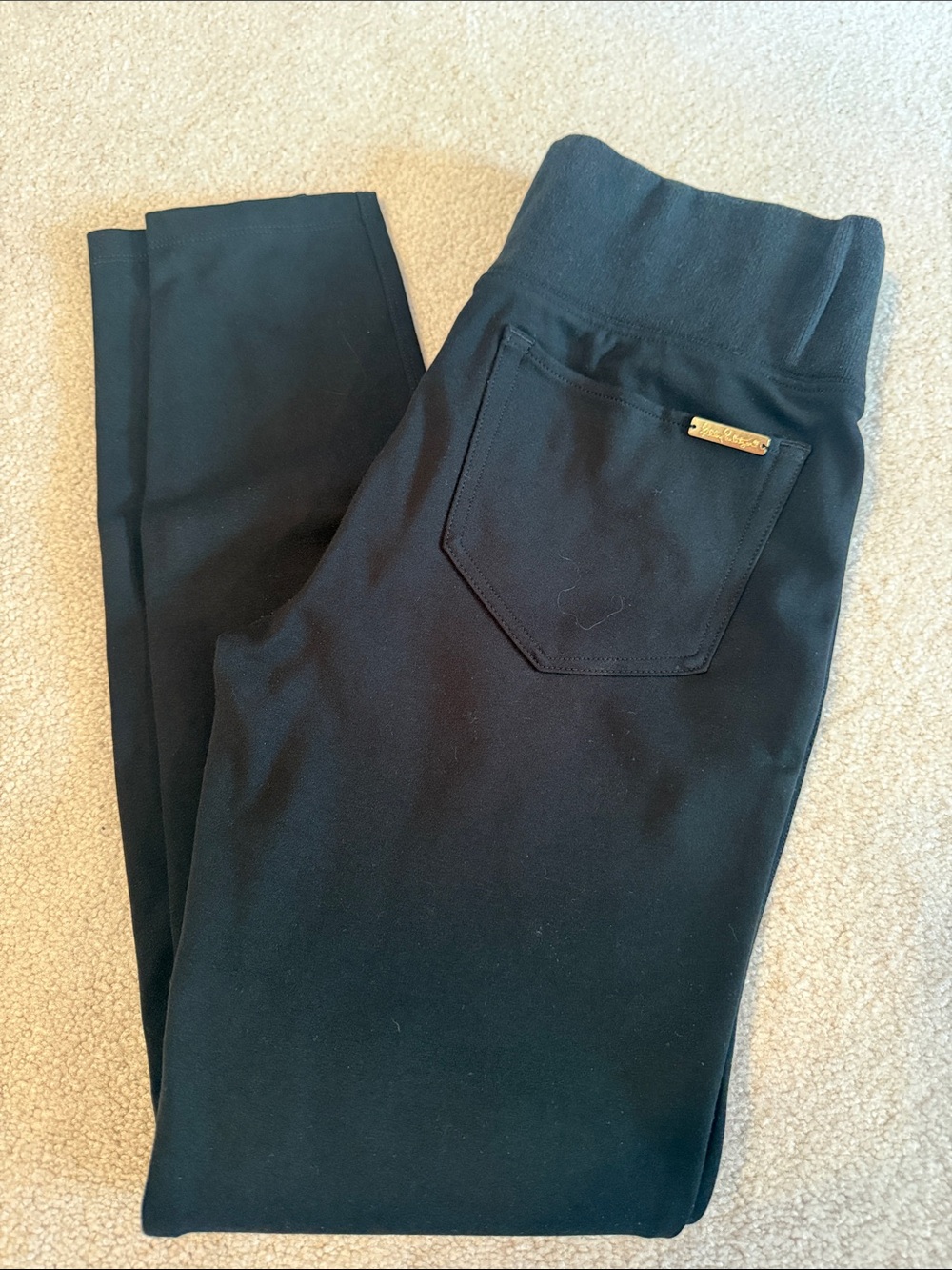 Black Women’s Pull-On Joggers with Back Pockets